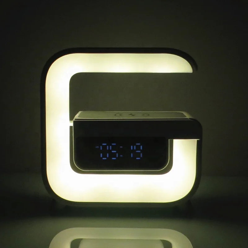 G-Neon : La courbe parfaite qui illumine votre musique et recharge vos rêves.