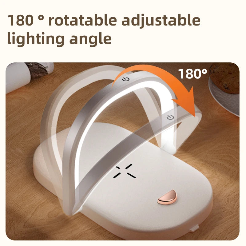 Crescent Light : Éclairez vos soirées avec douceur grâce à son arche tactile à trois intensités.