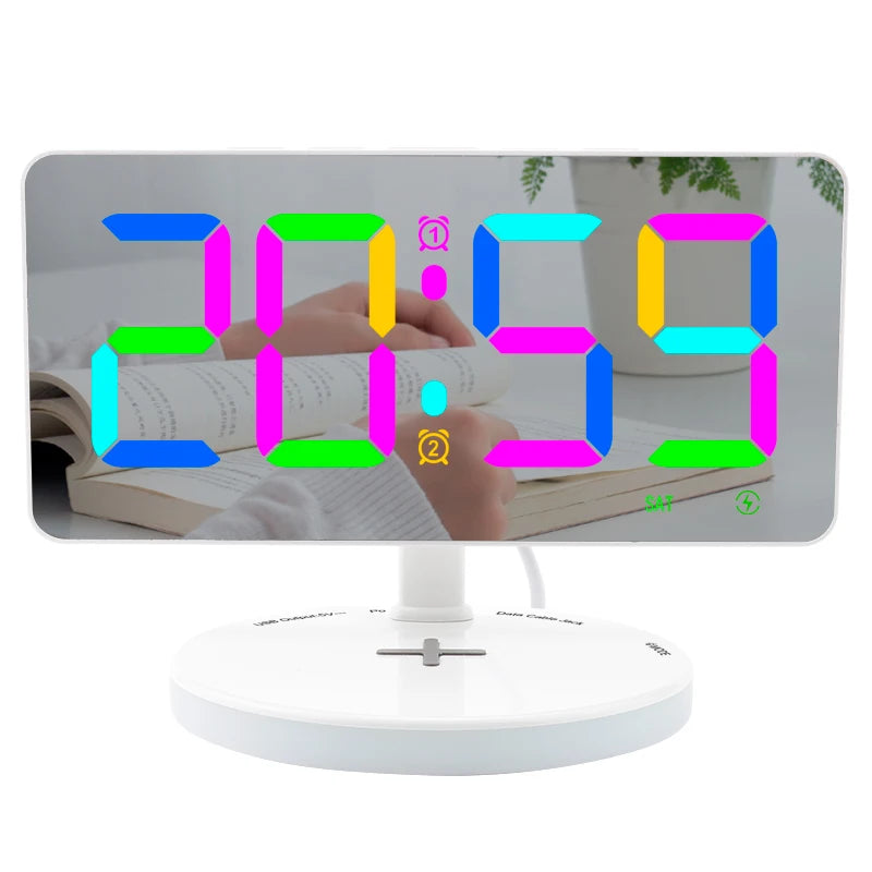 Spectrum Wake 2 : Station de charge et horloge chromatique.